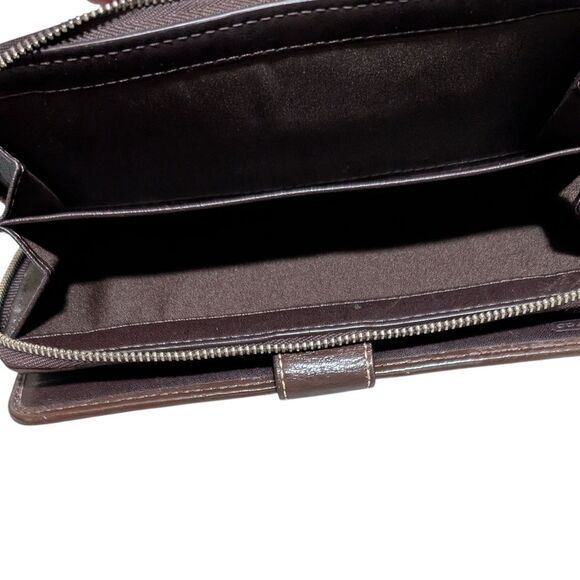 Coach Brown Signature Wallet logo canvas leather trim brown design secure clasp - Picture 8 of 11
